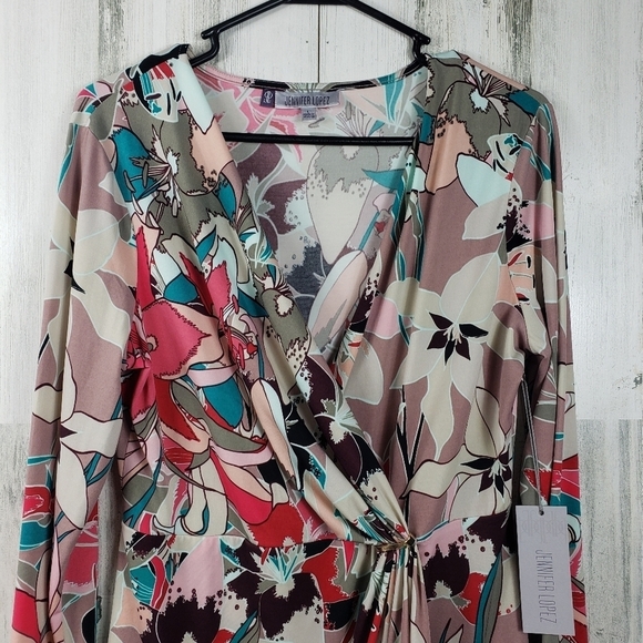 New Jennifer lopez colorful long sleeve top women's size large - Picture 2 of 11